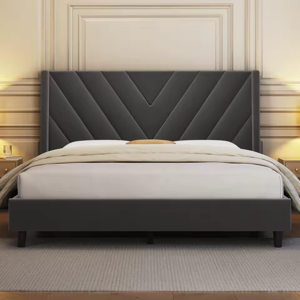 Queen size bed frame with headboard - Image 2